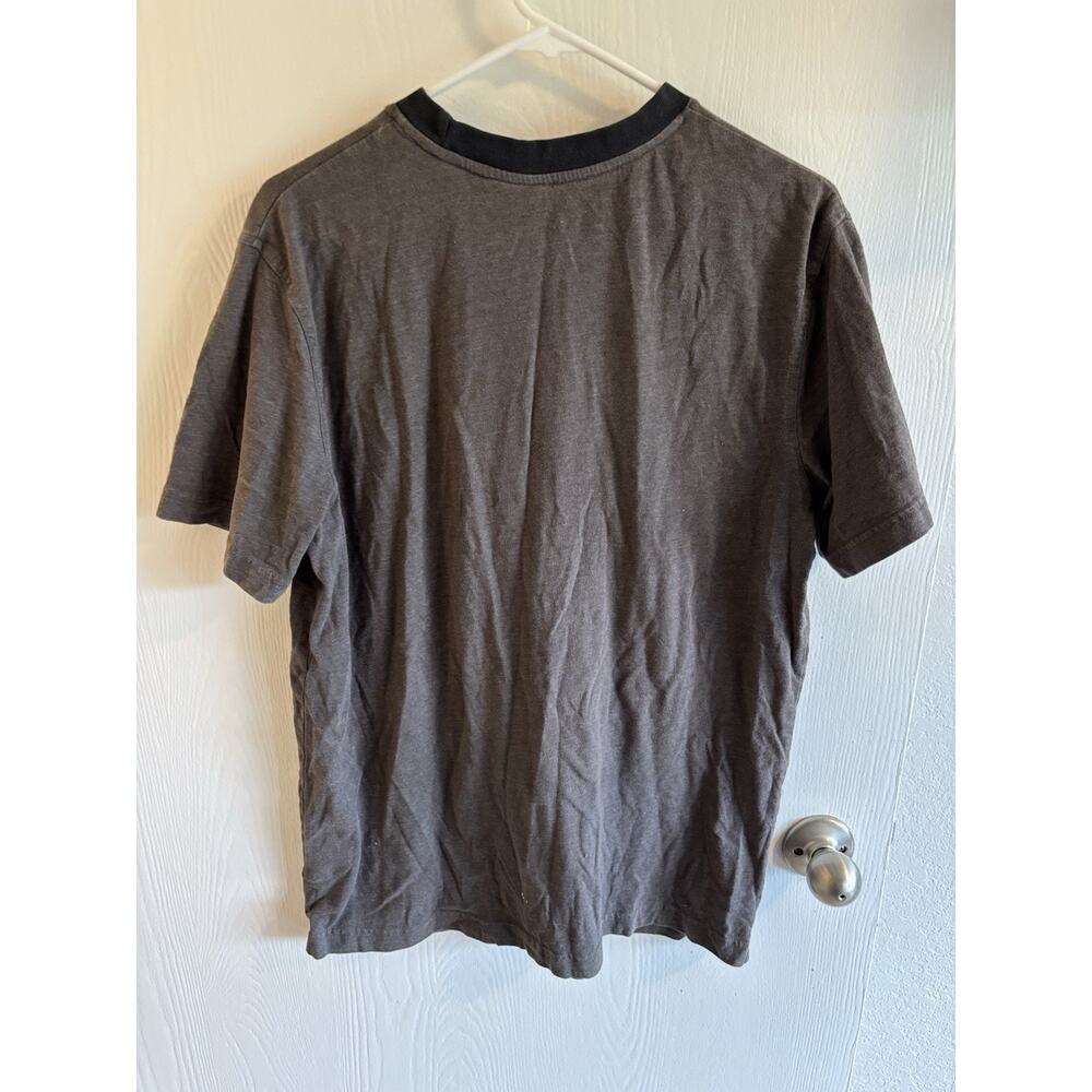 DisneyParks Gray Embroidered Short Sleeve T-Shirt With 1955 Grumpy - Size Medium - Picture 3 of 6